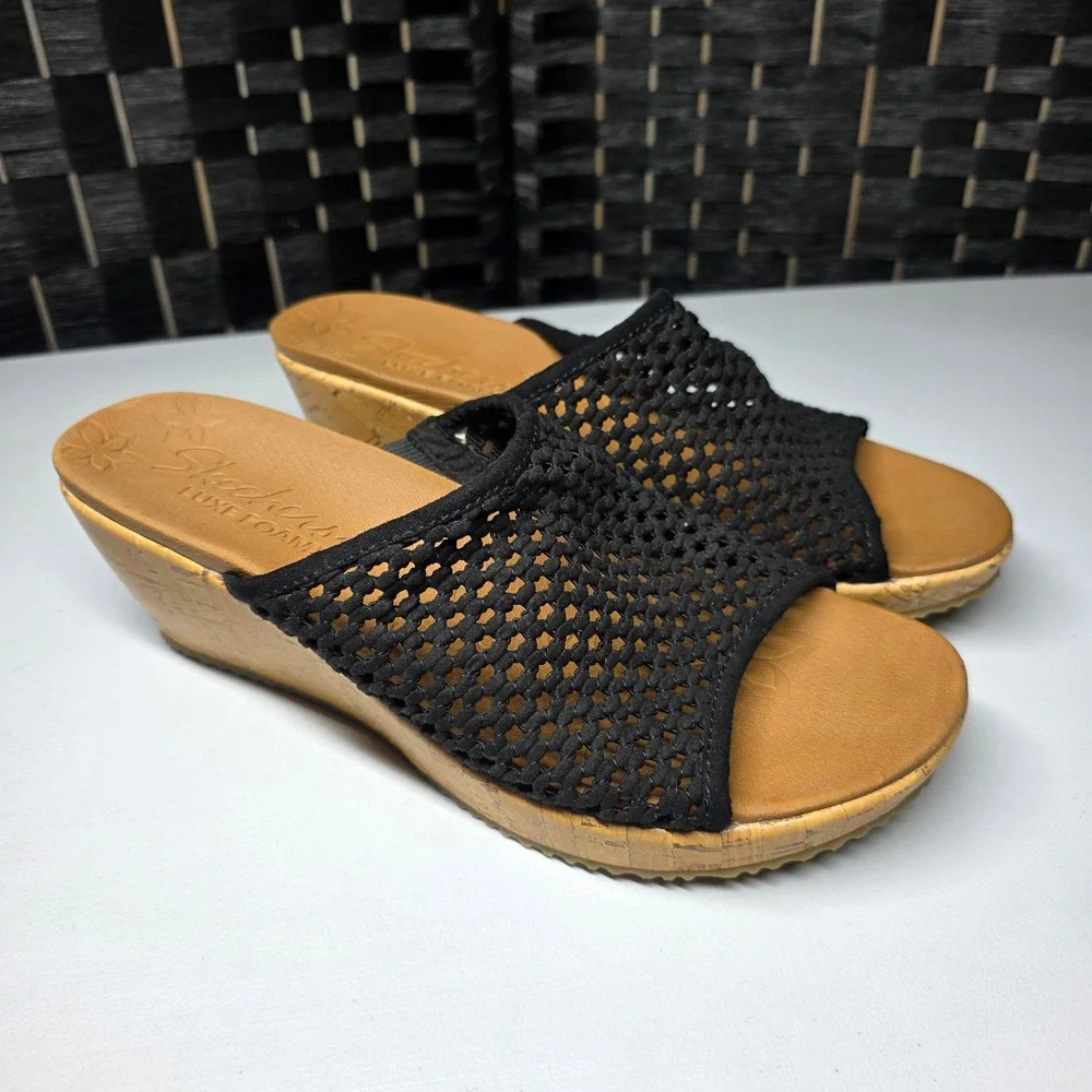 Skechers Luxe Foam Black Crochet Wedge Sandals Womens 6 Cork Platform Slides